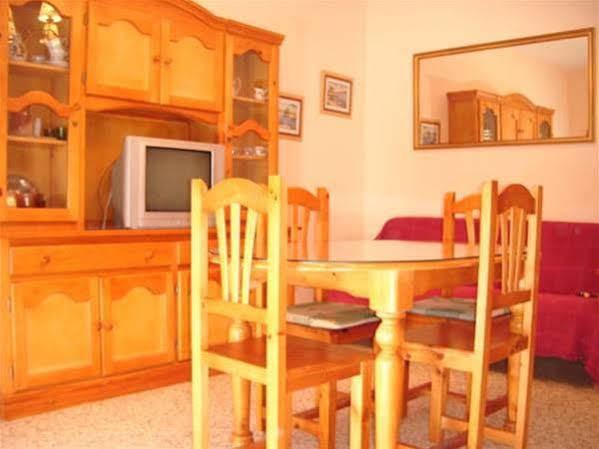 Hostal Villa Mercedes Чипіона Екстер'єр фото