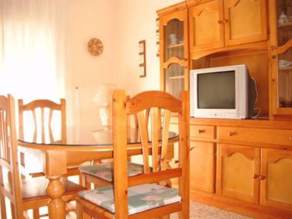 Hostal Villa Mercedes Чипіона Екстер'єр фото