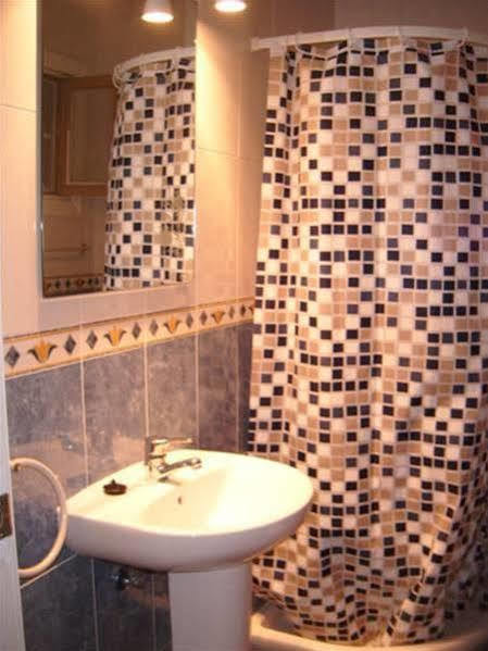 Hostal Villa Mercedes Чипіона Екстер'єр фото