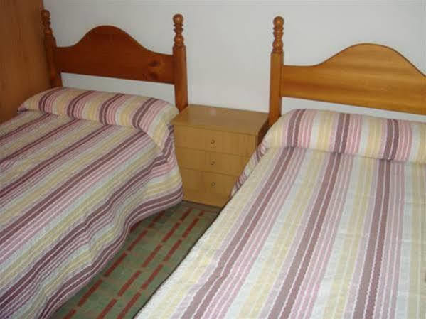 Hostal Villa Mercedes Чипіона Екстер'єр фото